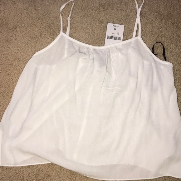 !!SOLD!! NWT cream Forever 21 top - Picture 1 of 3